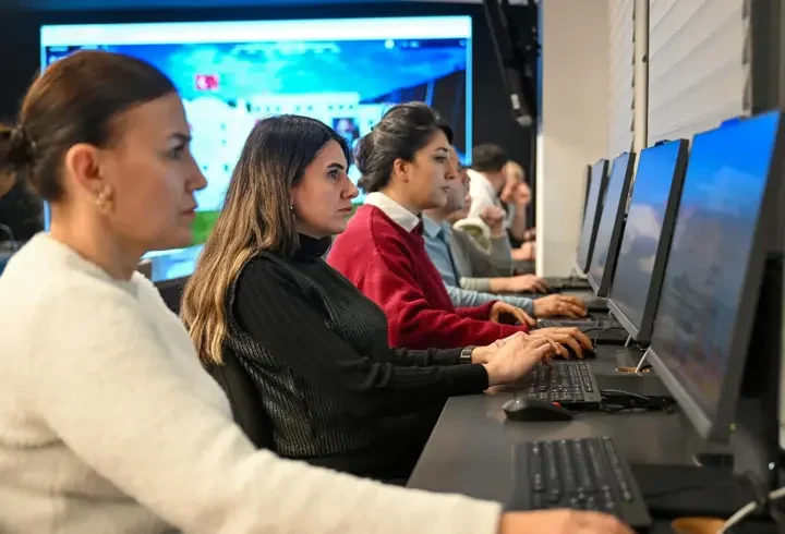 Bornova'da e-Eksper hizmete açıldı