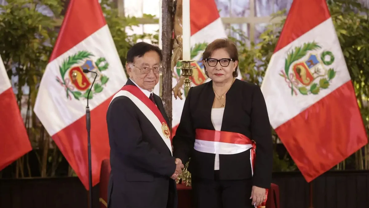 Renuncia la ministra de Educación, María Cuadros, en medio de controversias por la Sunedu