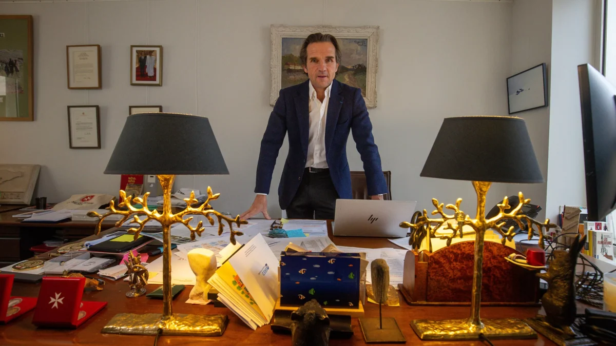 « Sur mon écran, j’ai la performance de mes commerciaux en temps réel » : visite chez un chasseur de têtes aux 1001 vies