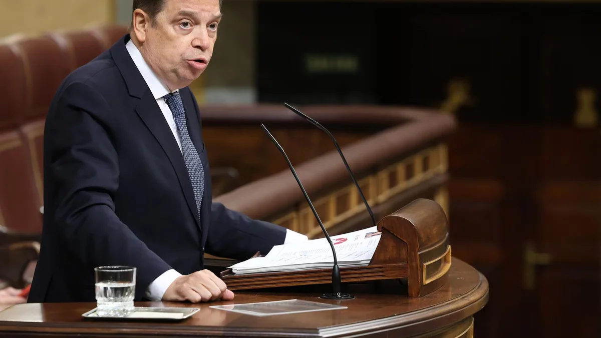 Economía- Planas informará al Congreso de las negociaciones de la PAC, con Vox y ERC pidiendo más recursos para el campo