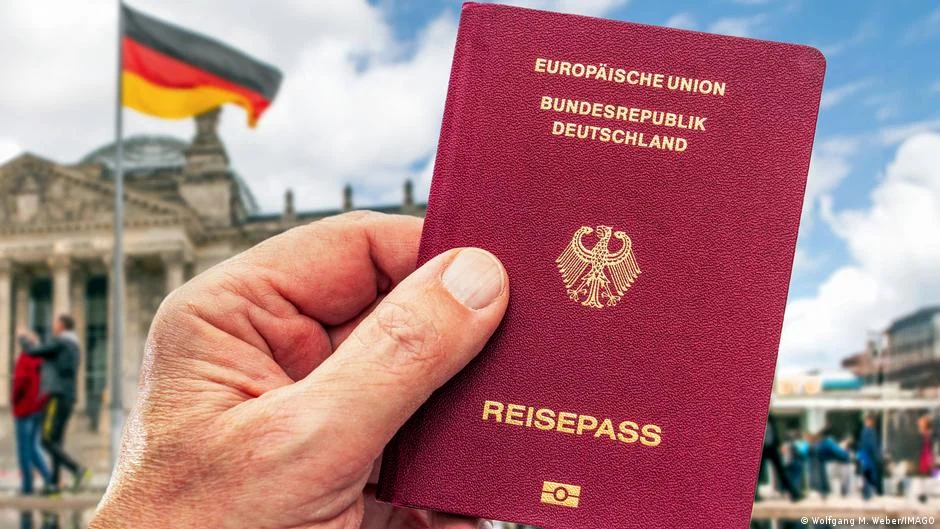 2025'te kaç Türk vatandaşı Alman pasaportu aldı?