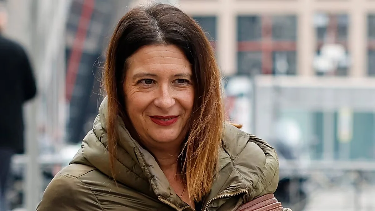 El PSOE eleva ahora de 15.000 a 45.000 euros el importe que pagó a Leire Díez por labores de comunicación