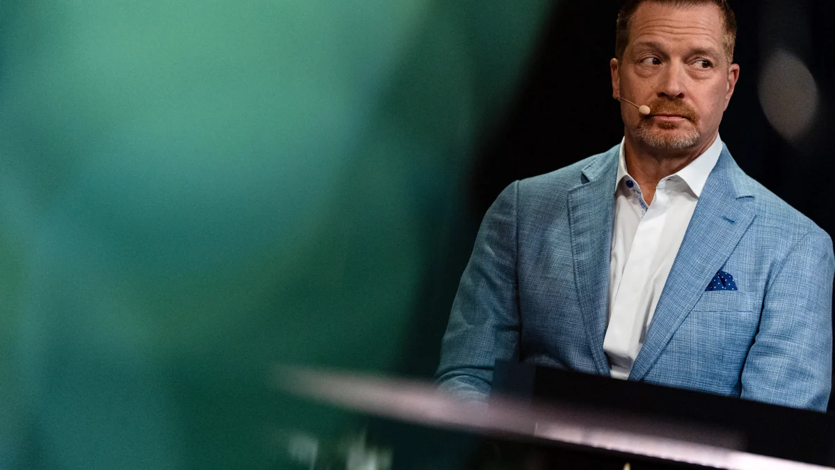 CrowdStrike is a buy, just not yet. Here's why