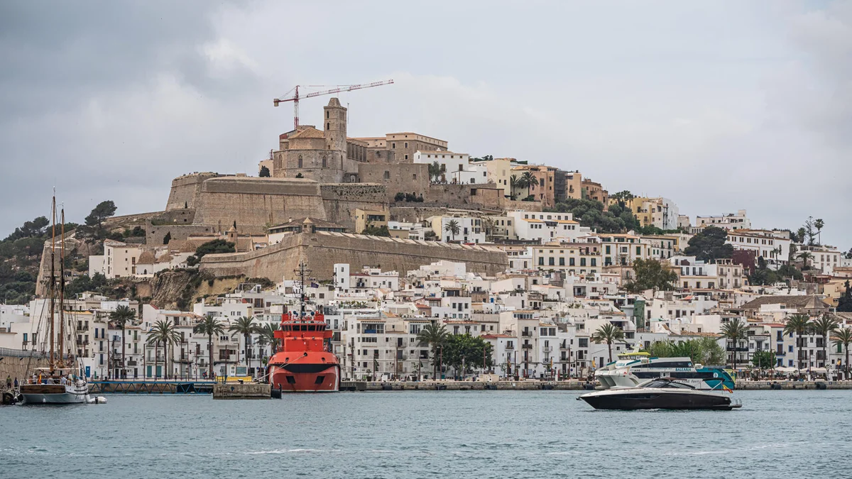 Un cameriere italiano trovato morto a Ibiza