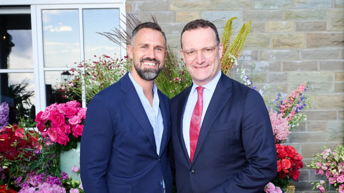Deutschland-Liveblog: Spahn und sein Mann sind Eltern geworden – CDU weiter gegen Leihmutterschaft