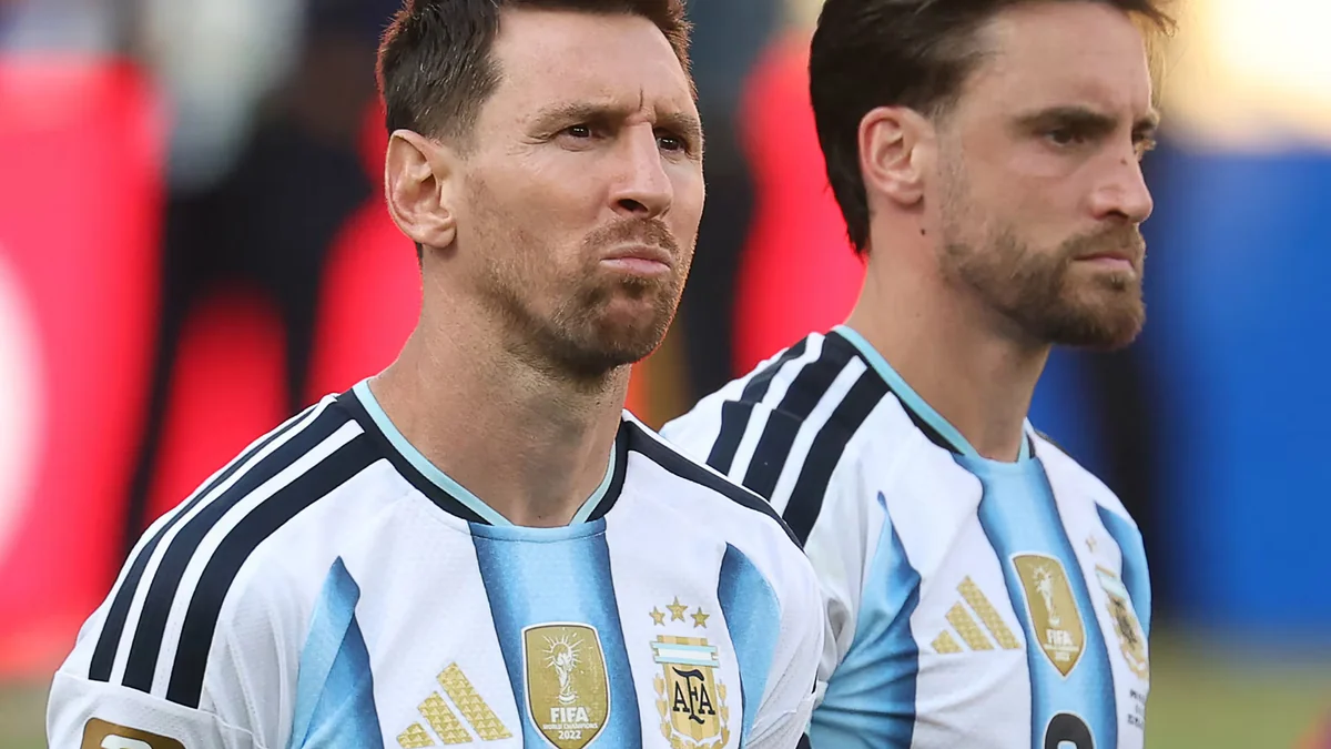 Una leyenda del fútbol europeo apuntó contra Argentina y aseguró que Inglaterra debió ser finalista del Mundial