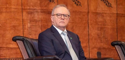 Australien: Anthony Albanese entschuldigt sich für Kylie-Minogue-Kommentar im Comedy-Podcast