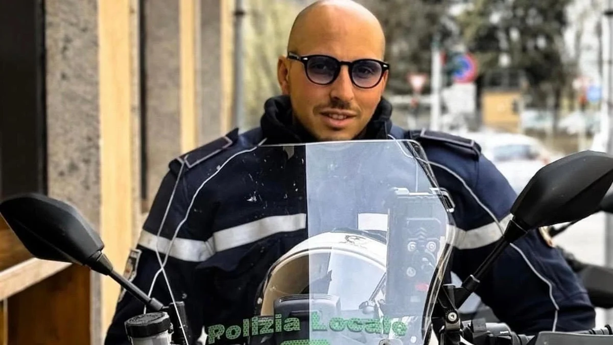 Chi era Francesco Imprezzabile, vigile morto inseguendo un suv: “Questa divisa è una responsabilità”