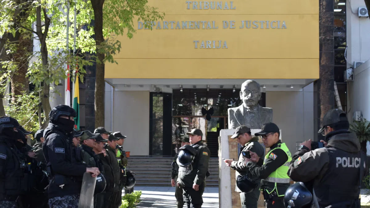 La Justicia de Bolivia aclaró que las órdenes de captura contra líderes sindicales solo están suspendidas de forma temporal