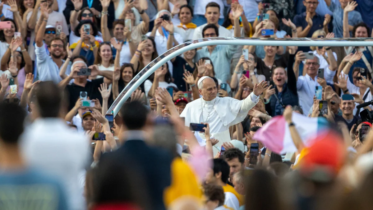 El papa León XIV llama en Barcelona a abordar los “feminicidios” y a que la sanidad priorice la salud mental