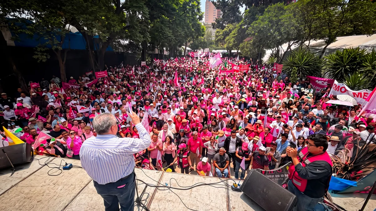 Somos MX celebra en el Monumento a la Revolución su registro como partido político: “¡Fuera Morena!”