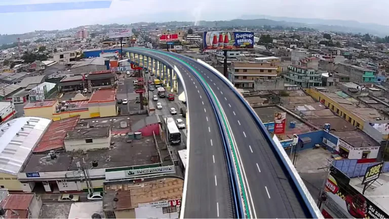 Así avanza el proyecto para la construcción de un segundo nivel en la transitada Calle Martí en Guatemala