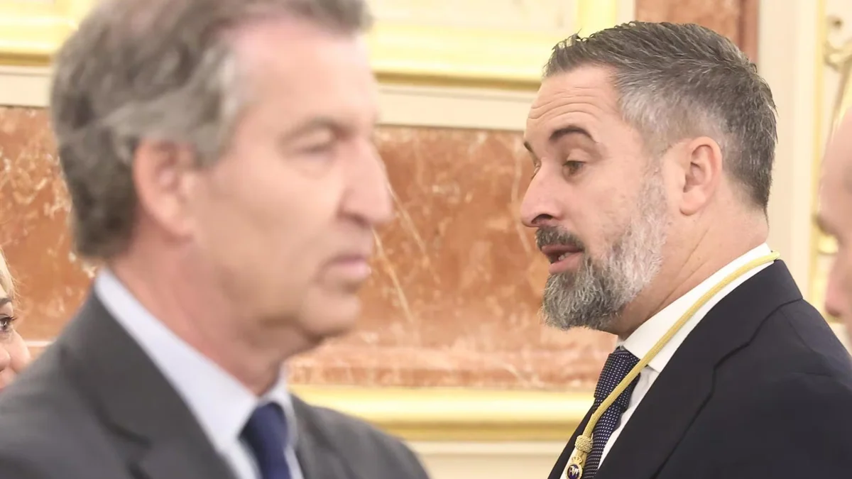 Vox señala el único camino a Juanma Moreno para gobernar en Andalucía: tendrá que pasar por el aro y aceptar la prioridad nacional