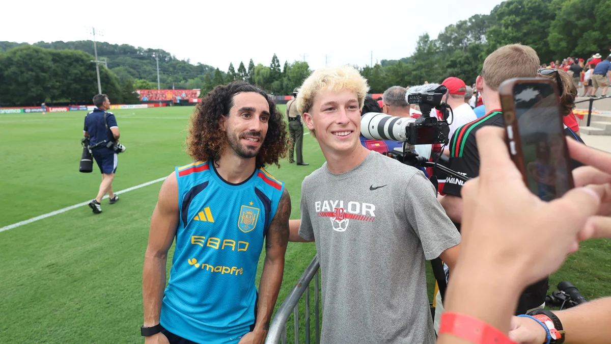 La increíble promesa de Cucurella si España gana el Mundial: tatuarse la cara de Luis de la Fuente