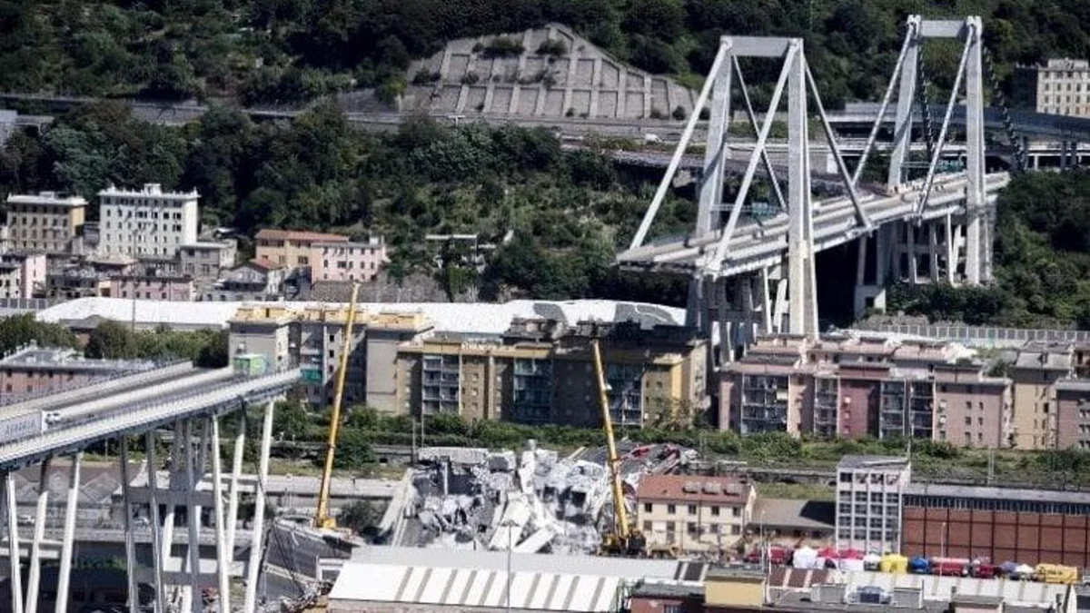 Autostrade chiede scusa alla vigilia della sentenza Morandi: “Esigenza morale dovevamo farlo subito”