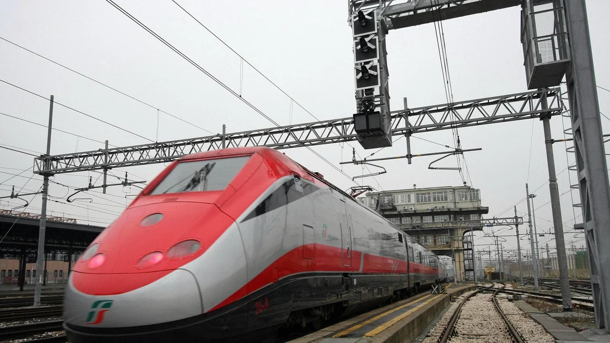 Guasto a un Frecciarossa: più di 330 passeggeri bloccati sul treno. Tra loro l’Ad di Rfi, Aldo Isi