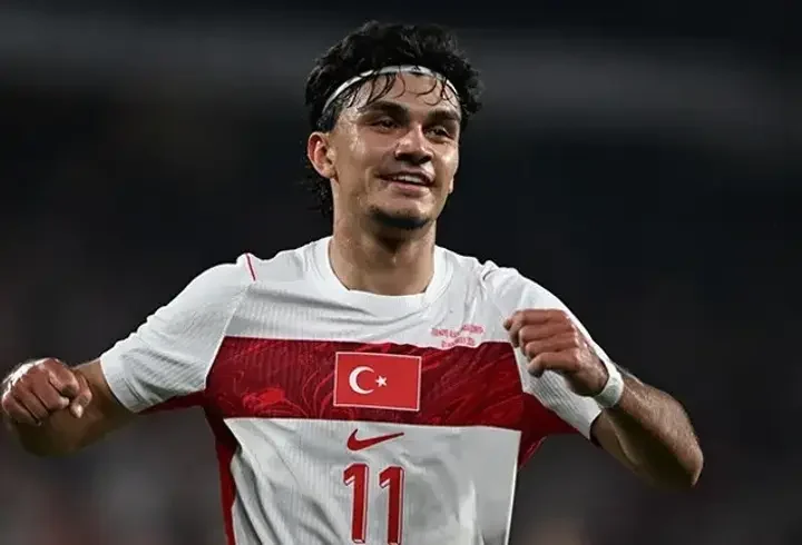 Frankfurt'tan Can Uzun açıklaması! Galatasaray iddialarına yanıt geldi