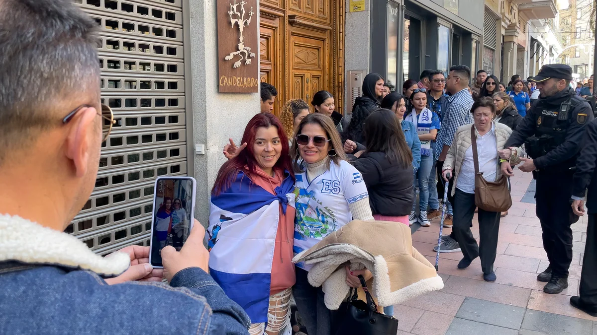 El TSE ampliará máquinas de votación para las elecciones de 2027 de los salvadoreños en el exterior