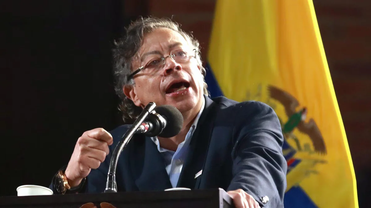 Petro advierte de la interposición de demandas por calumnias e injurias contra él, su familia o el progresismo