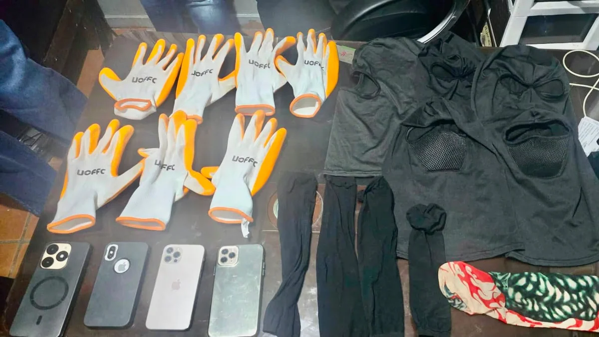 La Policía dominicana captura a cuatro hombres por un asalto armado en una joyería de Santiago