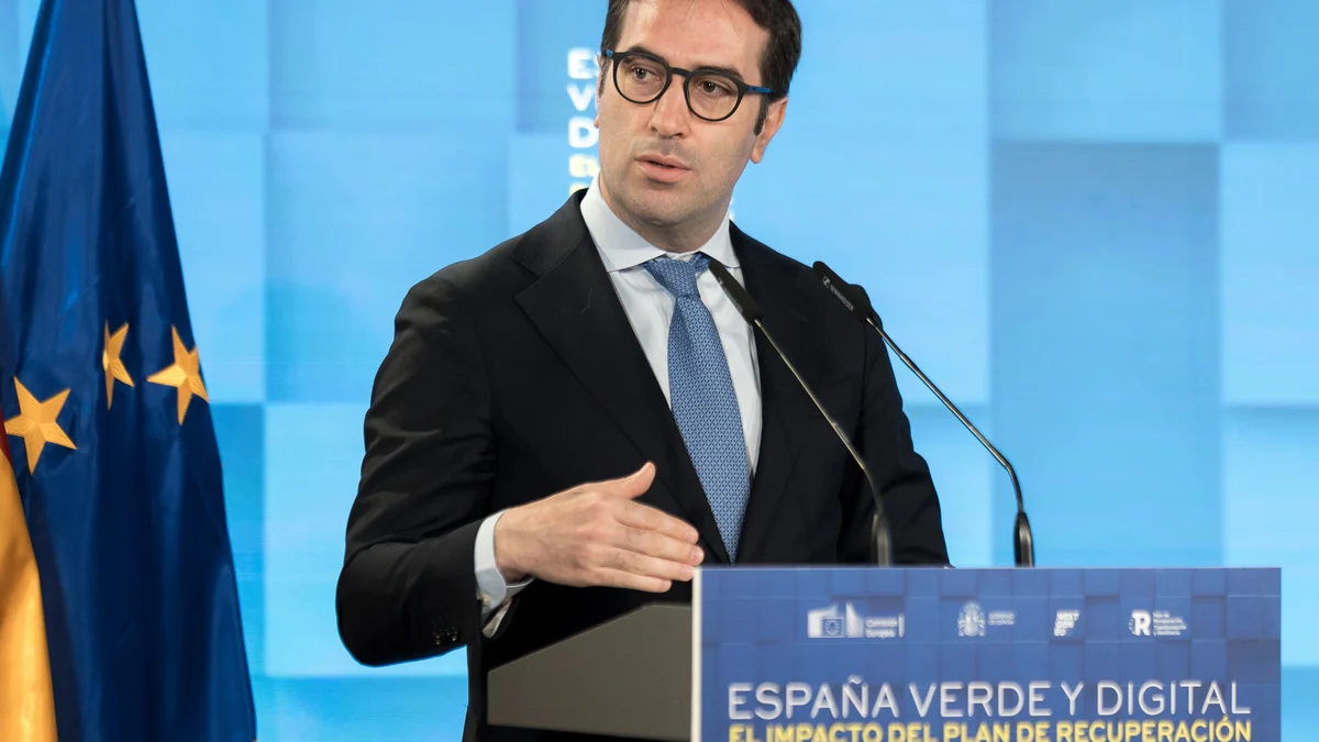 España plantea a un Eurogrupo dividido un ahorro de 25.000 millones emitiendo Eurobonos