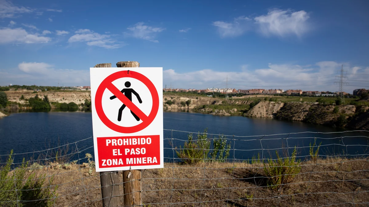 Las excavadoras vuelven a las Lagunas de Ambroz tras 19 años de regeneración natural ante las quejas vecinales: "El riesgo de pérdida ambiental es irreversible"