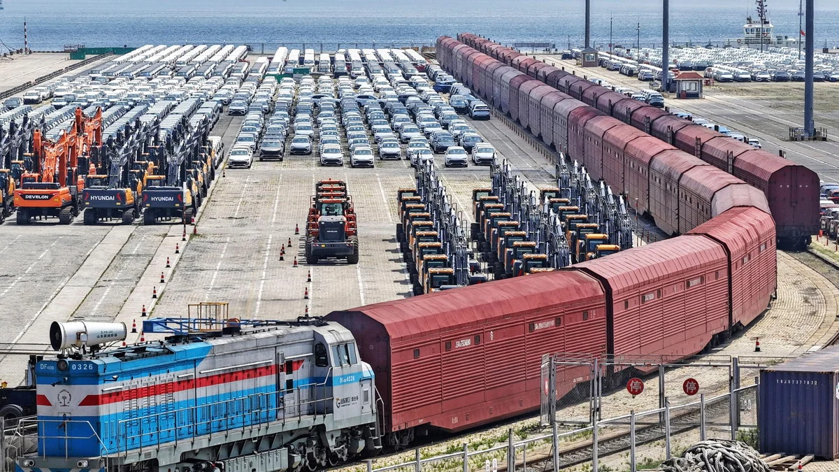 China's economy grows 4.3% in Q2, slowest since late 2022