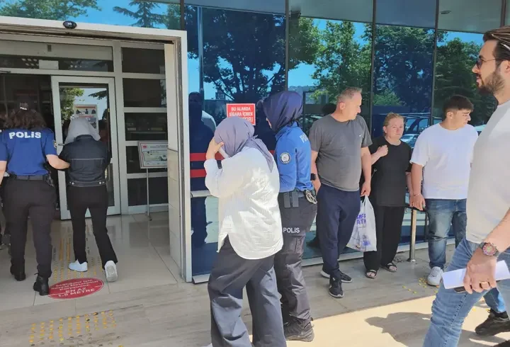 Rüşvet alıp kürtaj yapan doktora operasyon; 11’i kadın 20 gözaltı