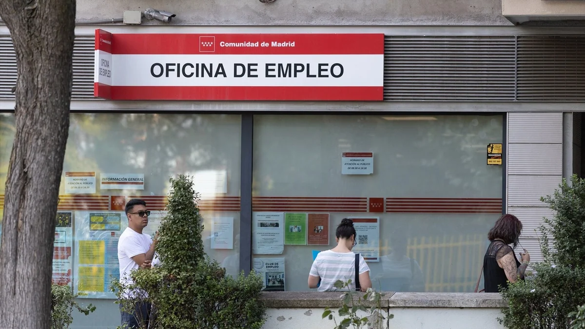El paro se consolida como el principal reto de la economía española pese a la mejora de la tasa de empleo, según la OCDE