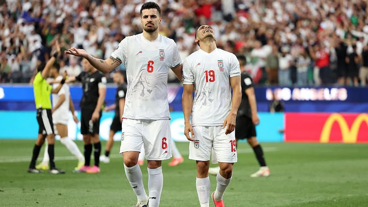 L’Iran presenta ricorso alla Fifa: “Troppe limitazioni negli Usa ai Mondiali, non riusciamo a prepararci”