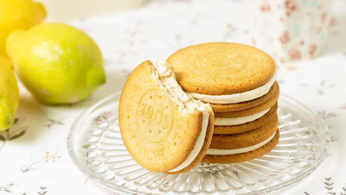 Sándwiches de helado de limón exprés