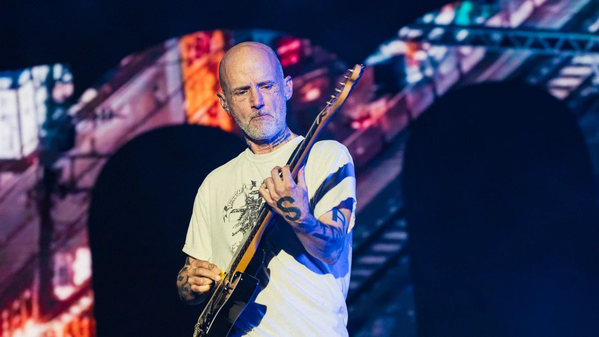 Moby deja fluir su mensaje techno con fogonazos raveros y también con conciencia animal y anti-Trump, "el peor presidente de los Estados Unidos"