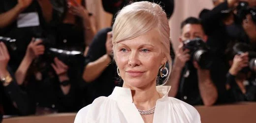 Pamela Anderson will ihr Gesicht nicht mehr vollklatschen