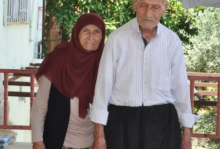 Gaziantep’te asırlık çift, mutlu ve uzun yaşamın sırrını anlattı