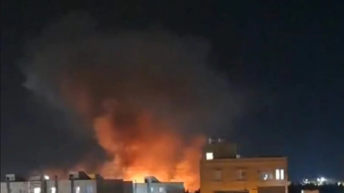 Guerra in Iran, le news di oggi. Nuovi raid Usa, Trump: “Rappresaglia per l’attacco alle navi”