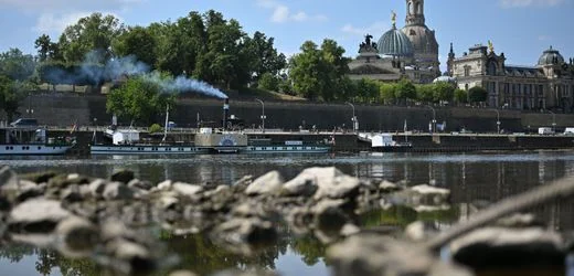 Elbe, Donau, Rhein: Niedrige Pegelstände in Flüssen beeinträchtigen Schifffahrt