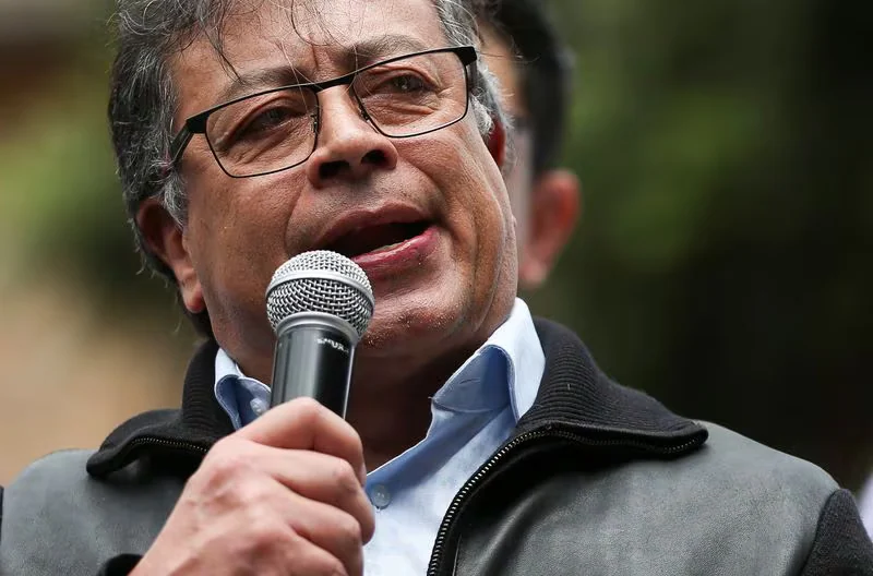 Petro y otros políticos ‘estallaron’ por decisión del CNE de no otorgar curul afro al Movimiento Libres: “La aberración”