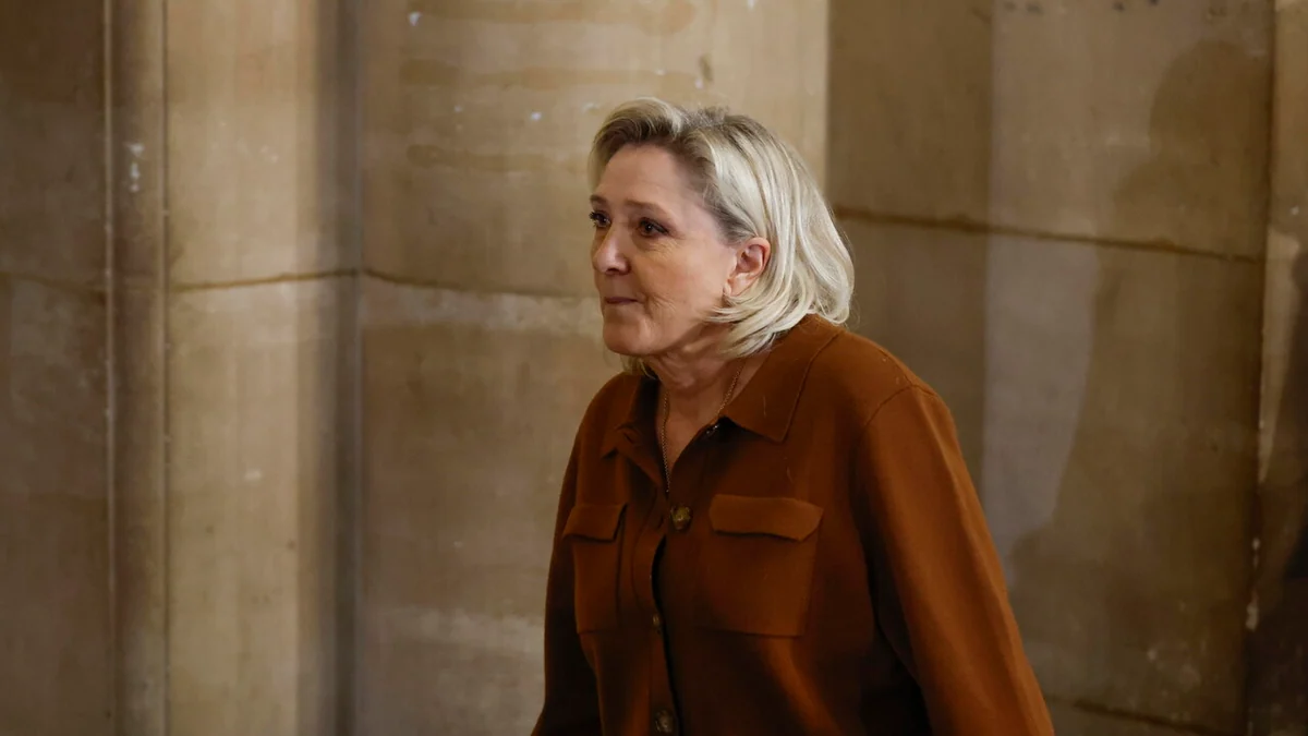 Oggi la sentenza su Marine Le Pen, poi la decisione sulla candidatura alle presidenziali
