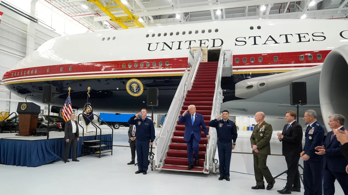 Trump jubila el Air Force One, pero presenta su nuevo avión: un regalo de Qatar valorado en 400 millones