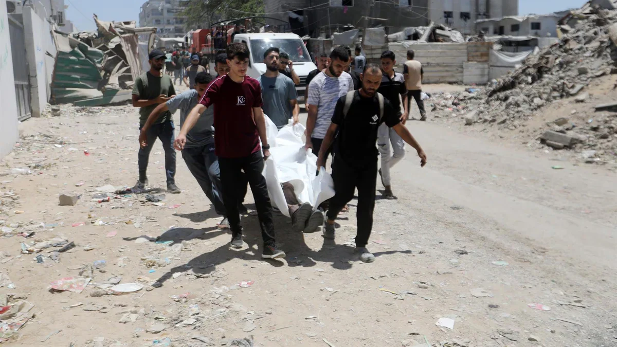 Mueren tres personas, incluida una niña de seis años, en un ataque de Israel en Gaza pese al alto el fuego
