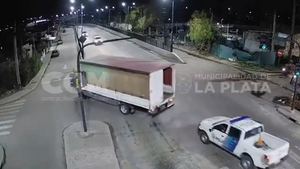 Desbarataron un búnker de cocaína en el barrio El Mercadito de La Plata: una de las detenidas tenía tobillera electrónica