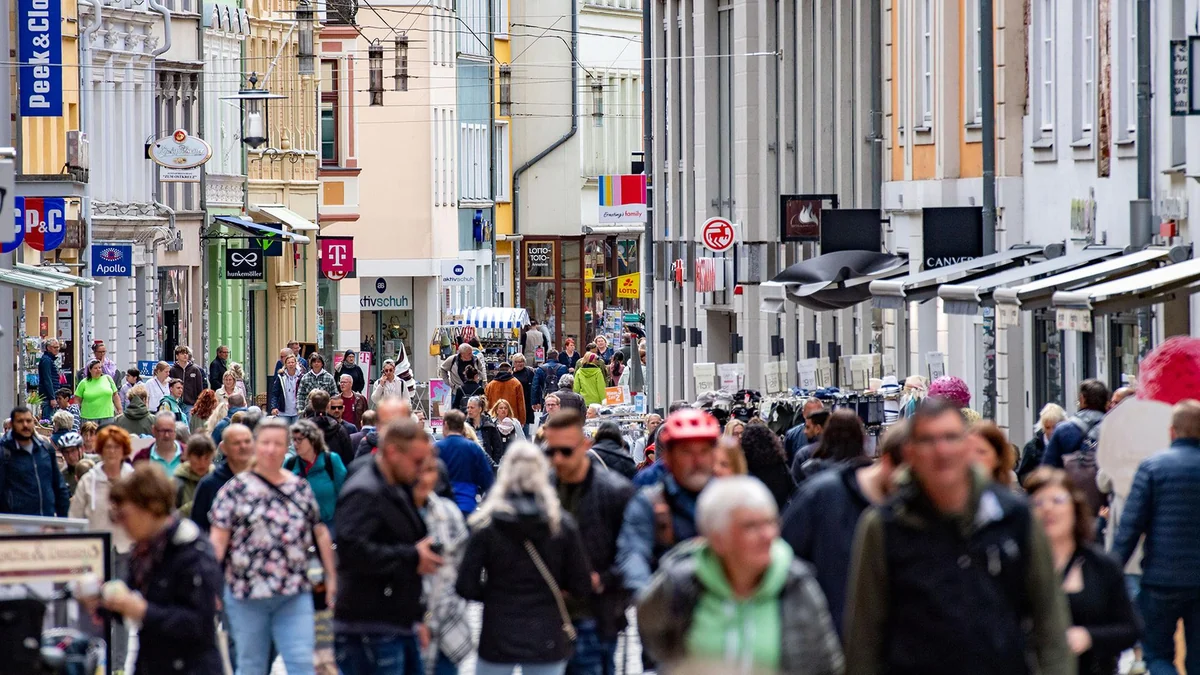 Bundesregierung: Ostdeutsche haben seltener Spitzenämter