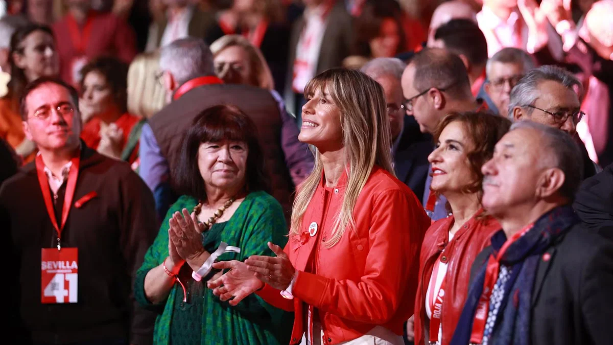 El Gobierno ve "impensable" que el juzgado no resuelva a lo largo de este lunes si deja viajar a Begoña Gómez