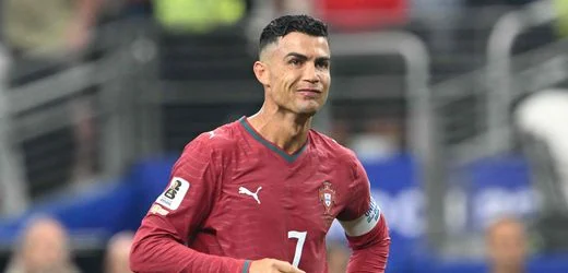 Fußball-WM: Cristiano Ronaldo fliegt raus, Lamine Yamal jubelt, Mikel Merino schießt das Tor