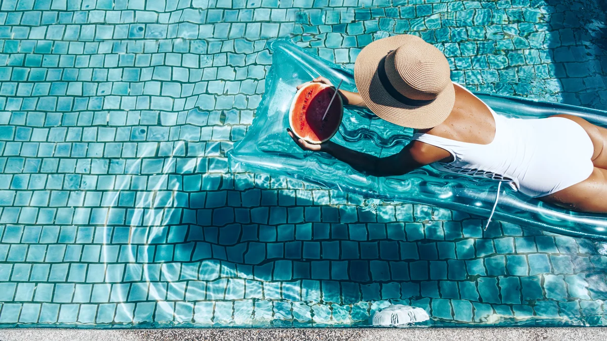¿Mucho calor? Estos son los alimentos que una nutricionista te recomienda comer para refrescar tu cuerpo al instante