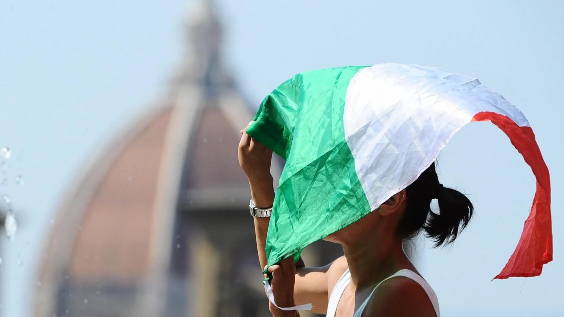 Caldo, domenica aumentano da 5 a 8 le città da bollino rosso