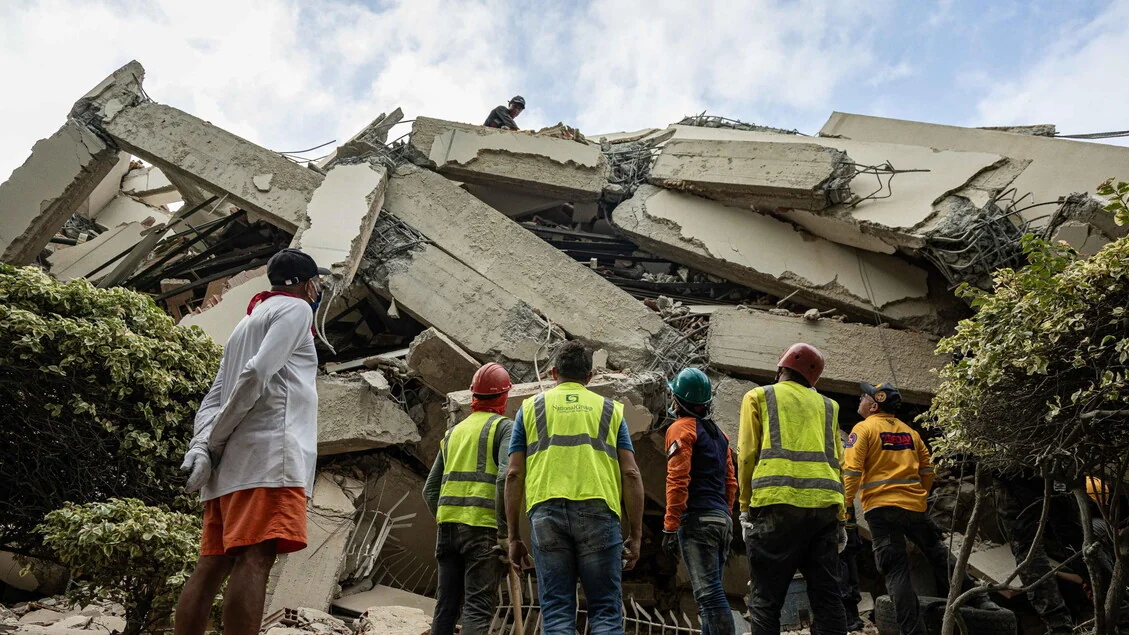 Venezuela, un ragazzo di 11 anni ritrovato vivo tre giorni dopo i terremoti