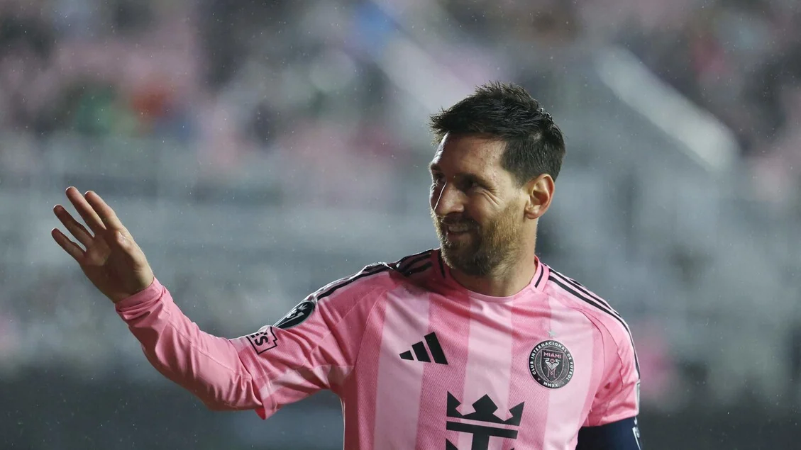 Da Messi al 17enne Mora, ecco i 1.248 giocatori convocati