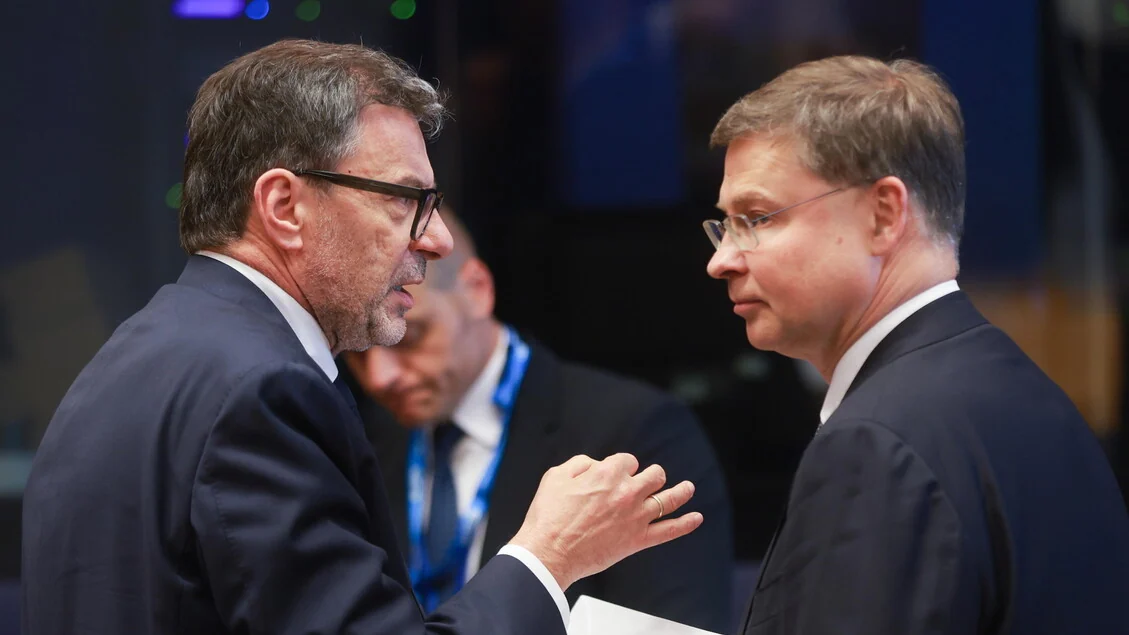 Dombrovskis: 'Stiamo esaminando la richiesta di deroga dell'Italia'