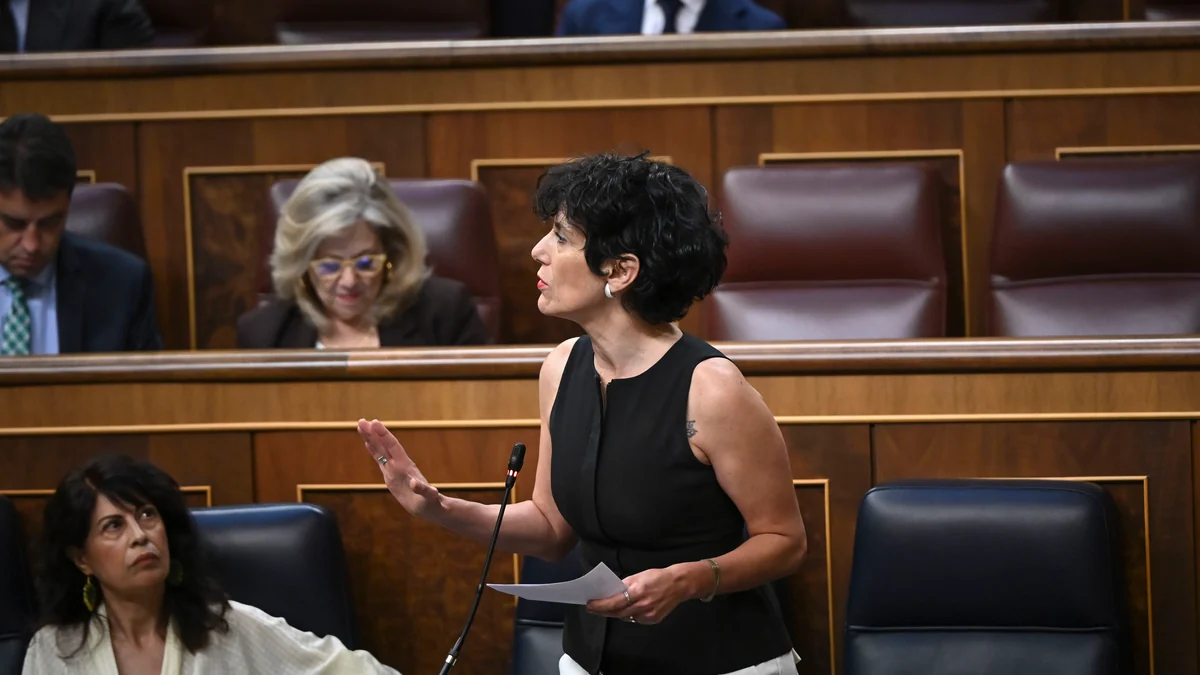Saiz rectifica y retira los recortes en la ayuda por hijos con enfermedades graves tras la presión de las familias